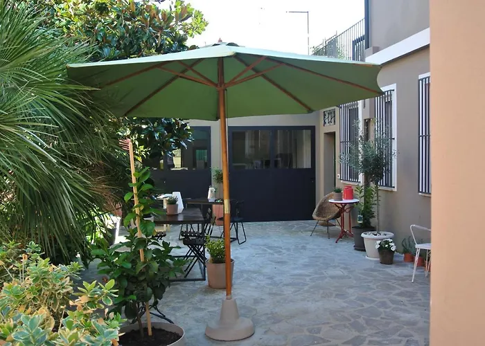 住宿加早餐酒店 Quarantavasi 拉文纳